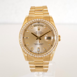 Швейцарський годинник Rolex Day-Date 36 President 18K Yellow Gold Diamond Bezel Dial