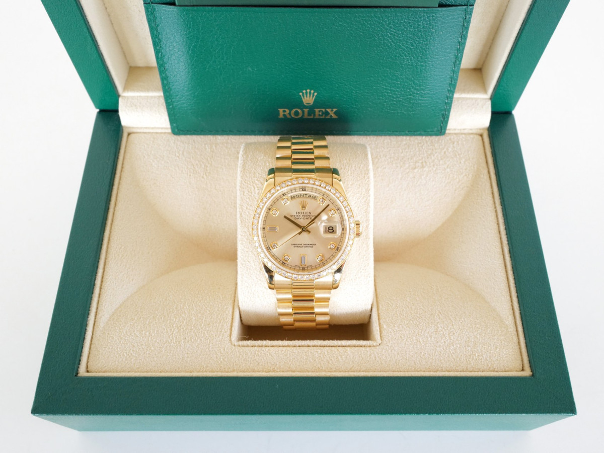 Швейцарський годинник Rolex Day-Date 36 President 18K Yellow Gold Diamond Bezel Dial