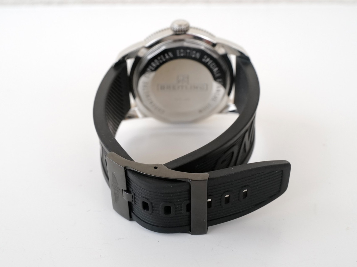 Швейцарський годинник Breitling Superocean Heritage 46 Black Dial Black Rubber Strap Black Buckle