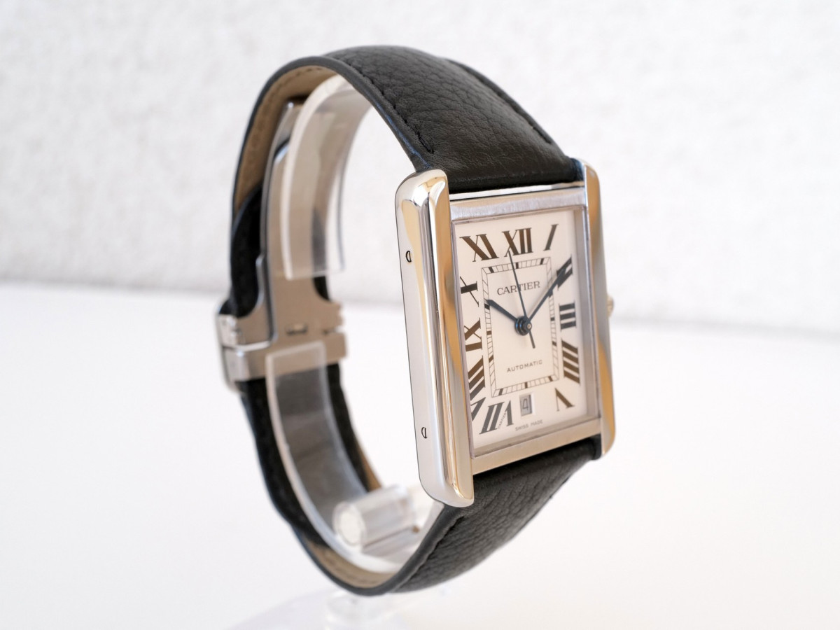 Швейцарський годинник Cartier Tank Solo XL