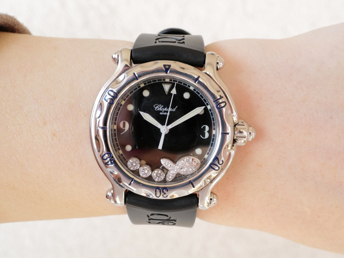 Швейцарские часы Chopard Happy Sport Happy Fish Black Dial 38