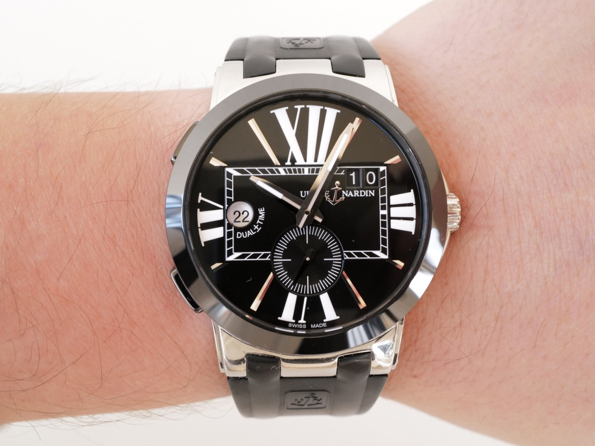 Швейцарський годинник Ulysse Nardin Executive Dual Time Black Rubber Strap Black Dial 43