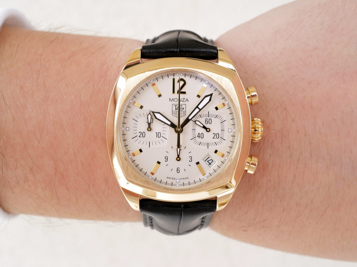 Швейцарские часы TAG Heuer Monza Chronograph 18K Yellow Gold 39