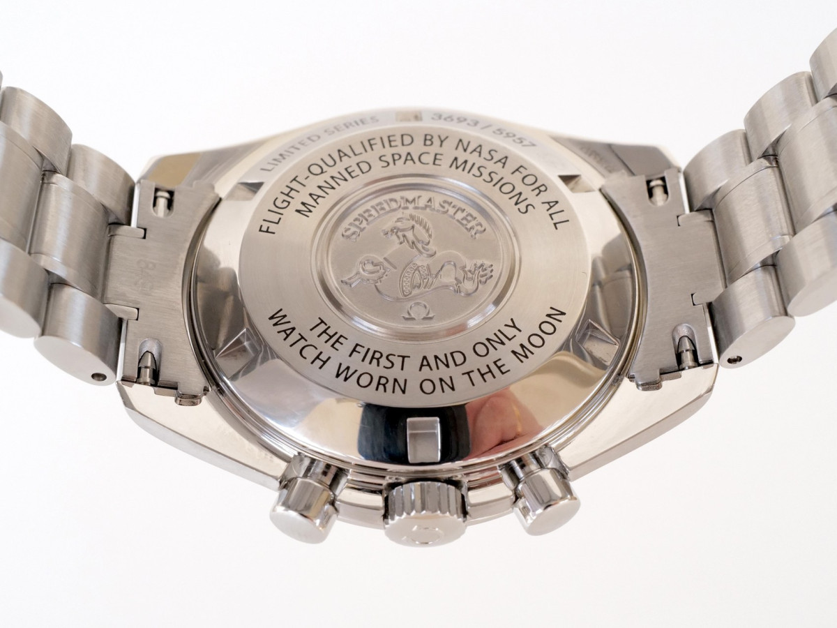 Швейцарские часы Omega Speedmaster 50th Anniversary Limited Edition 42