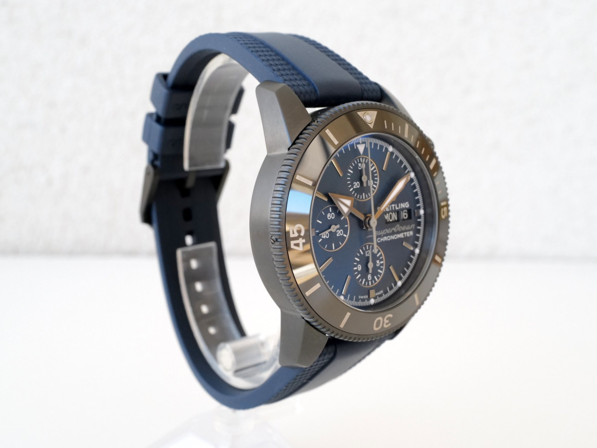 Швейцарський годинник Breitling Superocean Heritage 44 Chronograph Outerknown