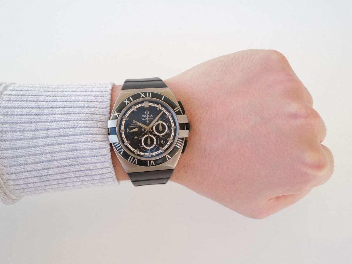 Швейцарський годинник Omega Constellation Double Eagle Co-Axial Titanium Chronograph 41