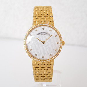 Швейцарський годинник Vacheron Constantin Patrimony Traditionnelle 18K Yellow Gold Diamonds 32