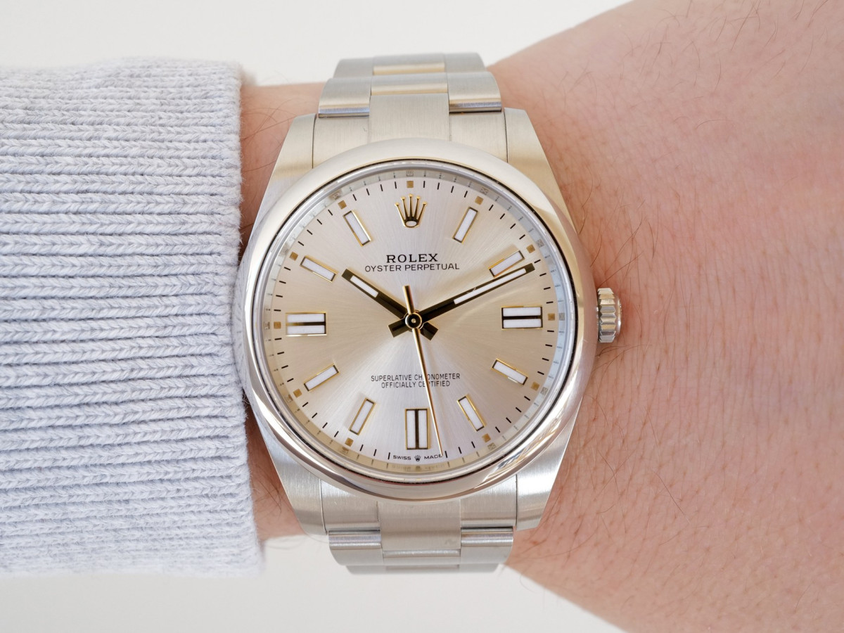 Швейцарський годинник Rolex Oyster Perpetual 41 Silver Dial