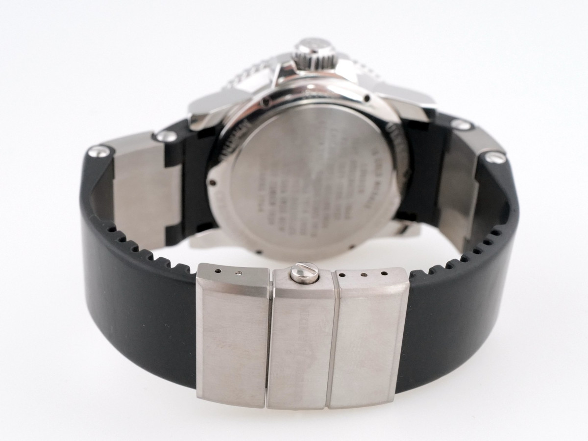 Швейцарские часы Ulysse Nardin Maxi Marine Diver 43