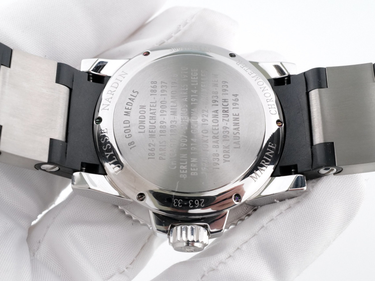 Швейцарские часы Ulysse Nardin Maxi Marine Diver 43
