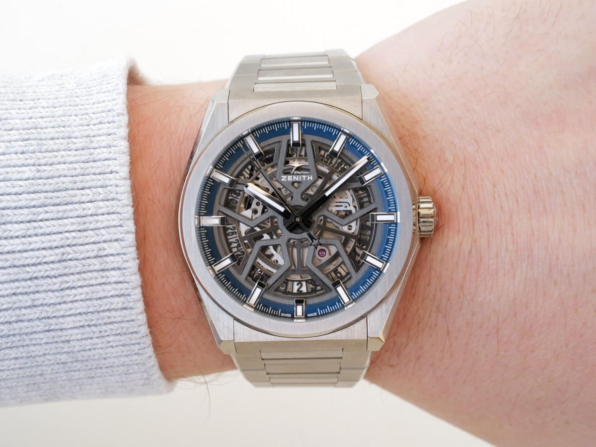 Швейцарський годинник Zenith Defy Classic Titanium Skeleton 41