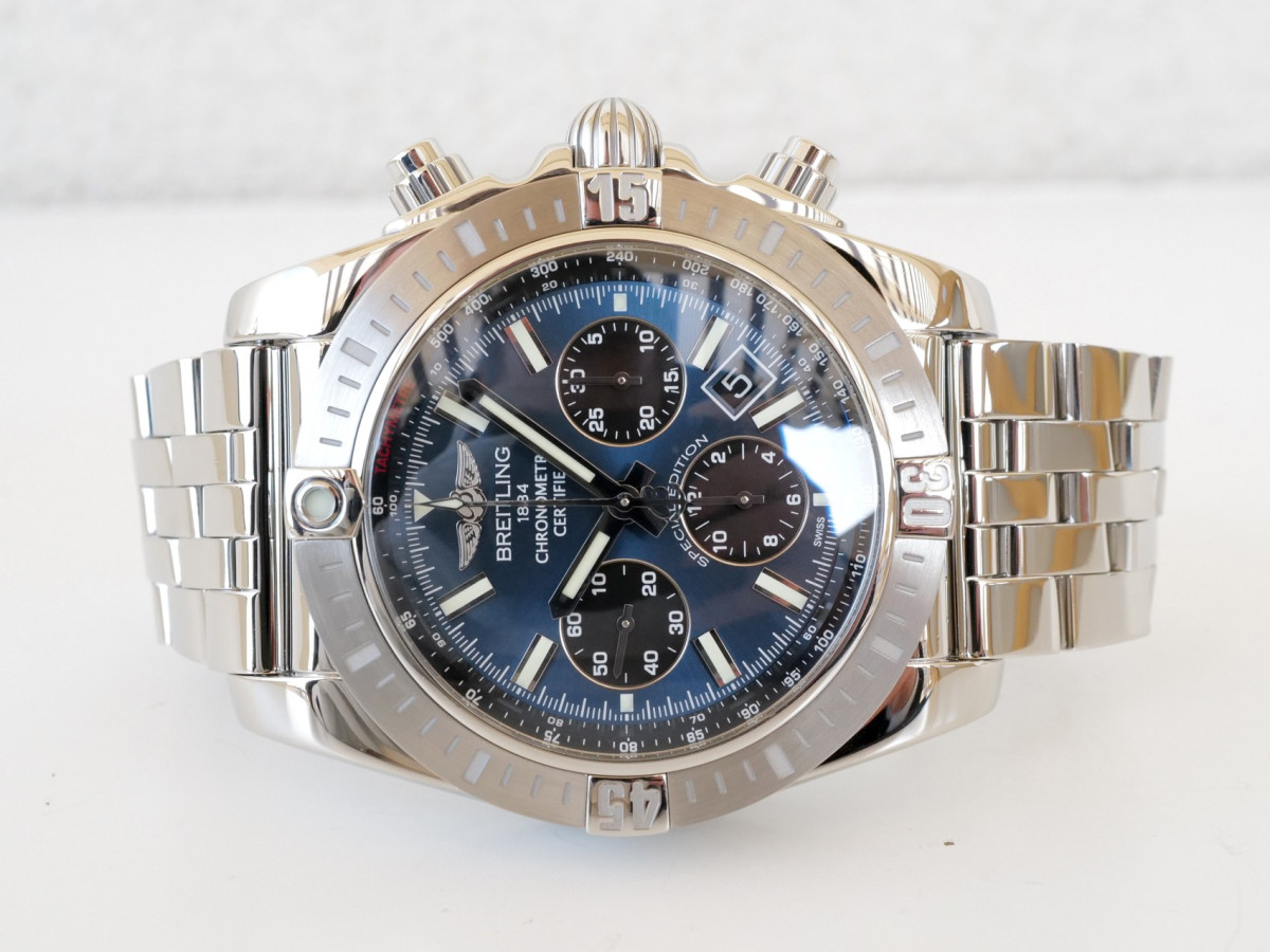 Swiss watch Breitling Chronomat 44 Special Edition