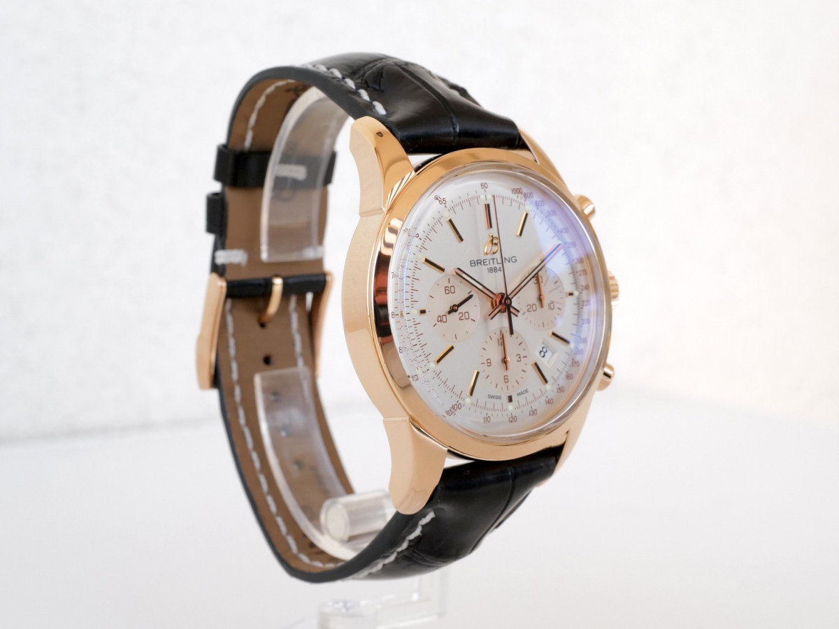 Швейцарський годинник Breitling Transocean 18K Rose Gold Chronograph 43