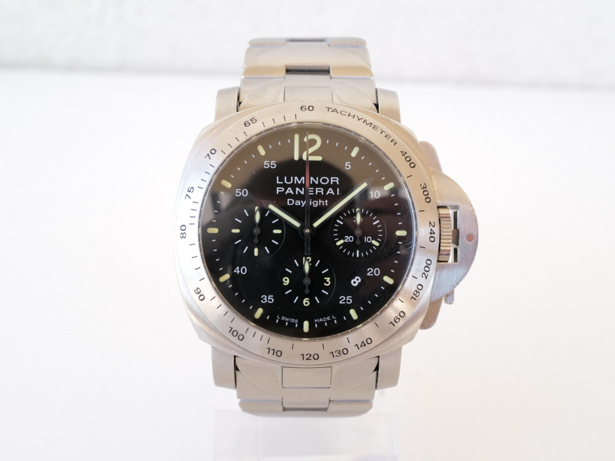 Швейцарський годинник Panerai Luminor Daylight Chronograph 44