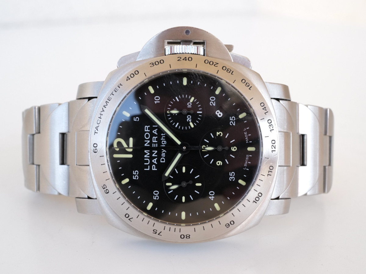 Швейцарський годинник Panerai Luminor Daylight Chronograph 44