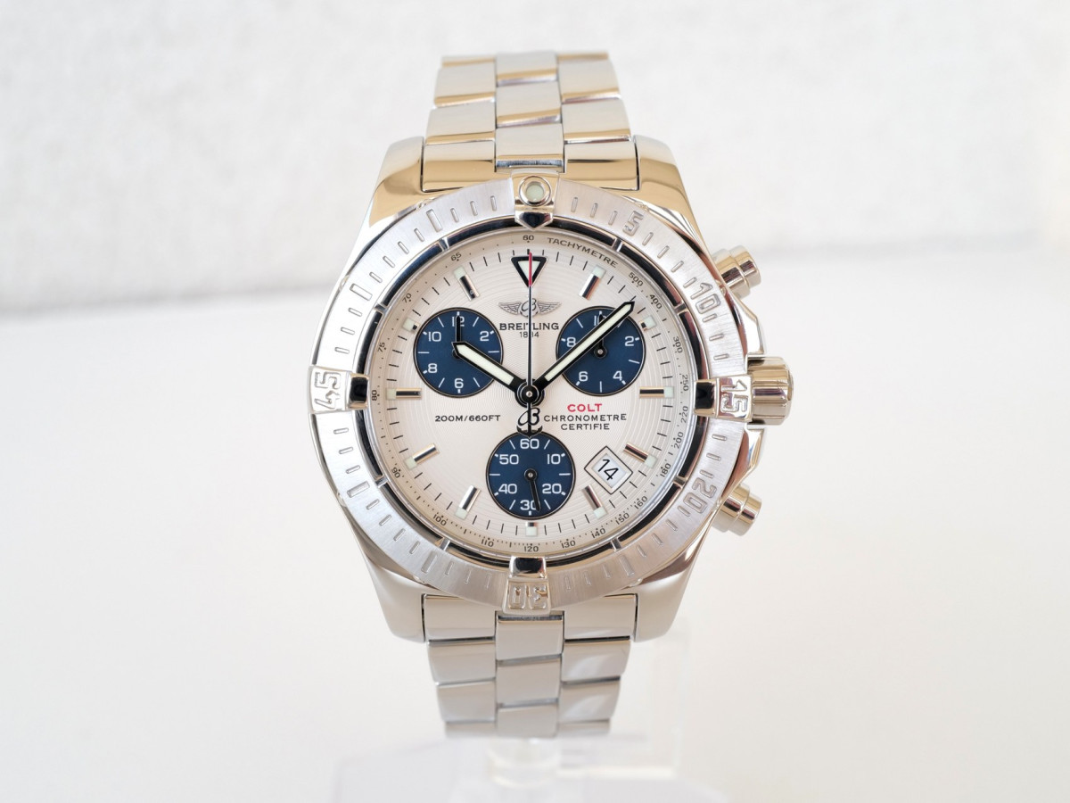 Швейцарские часы Breitling Colt II Quartz Chronograph 41