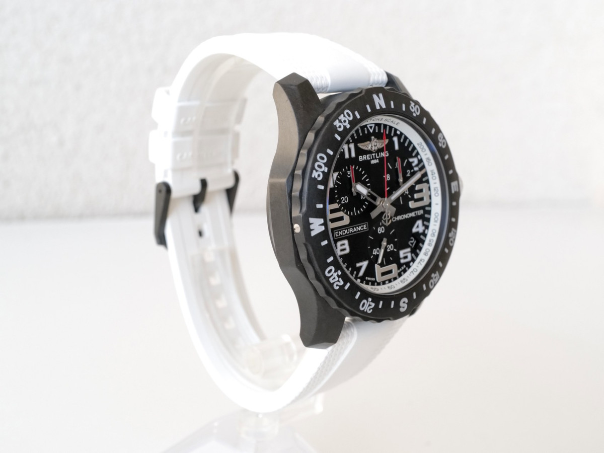 Swiss watch Breitling Endurance Pro 44