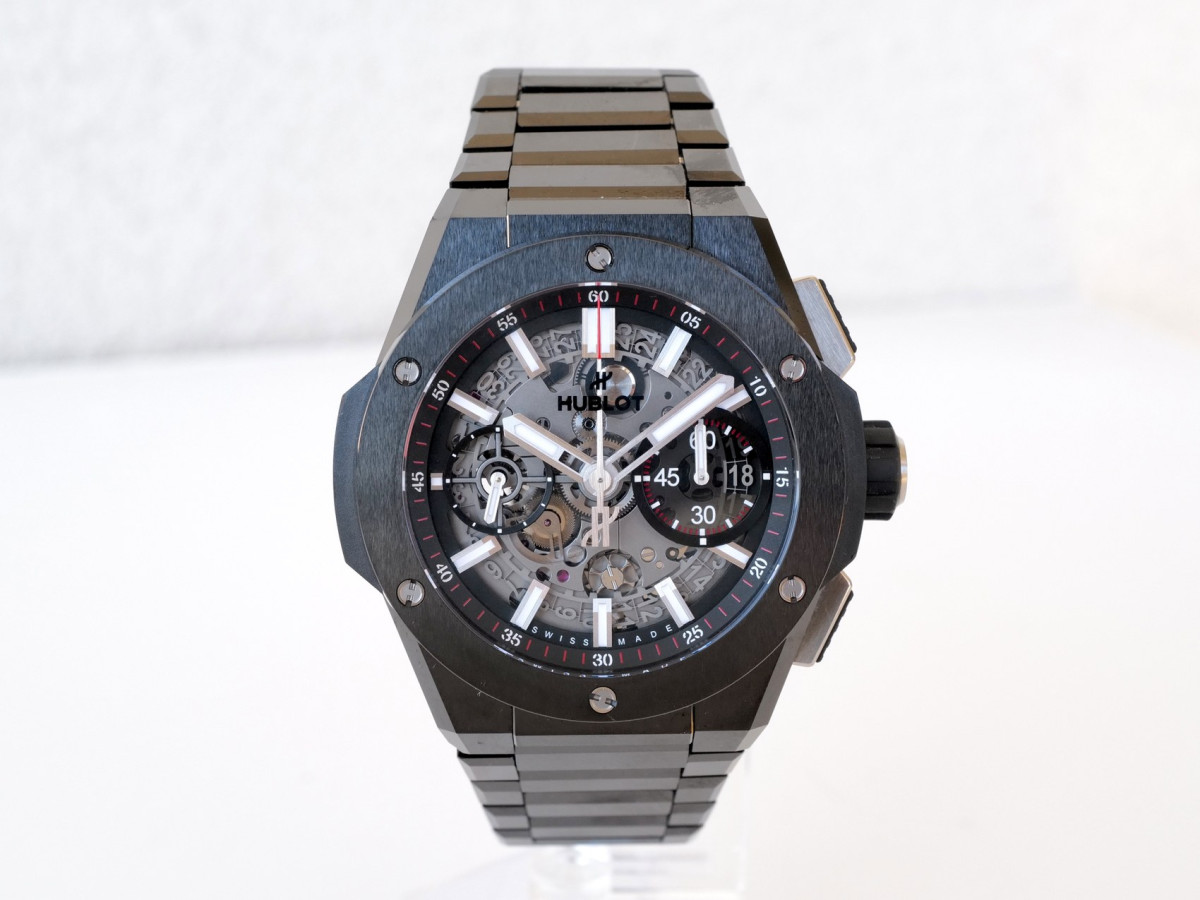 Швейцарський годинник Hublot Big Bang Integrated Black Magic 42