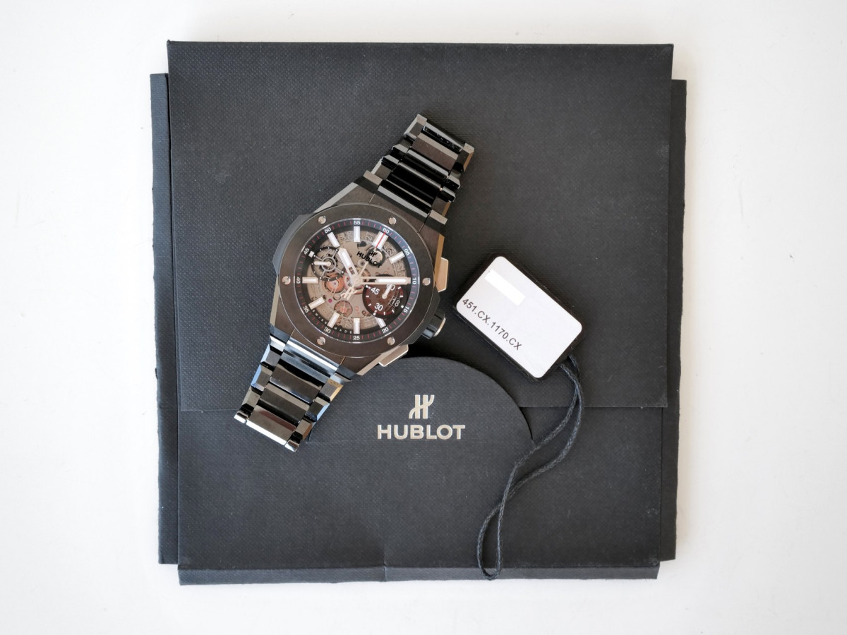 Швейцарський годинник Hublot Big Bang Integrated Black Magic 42