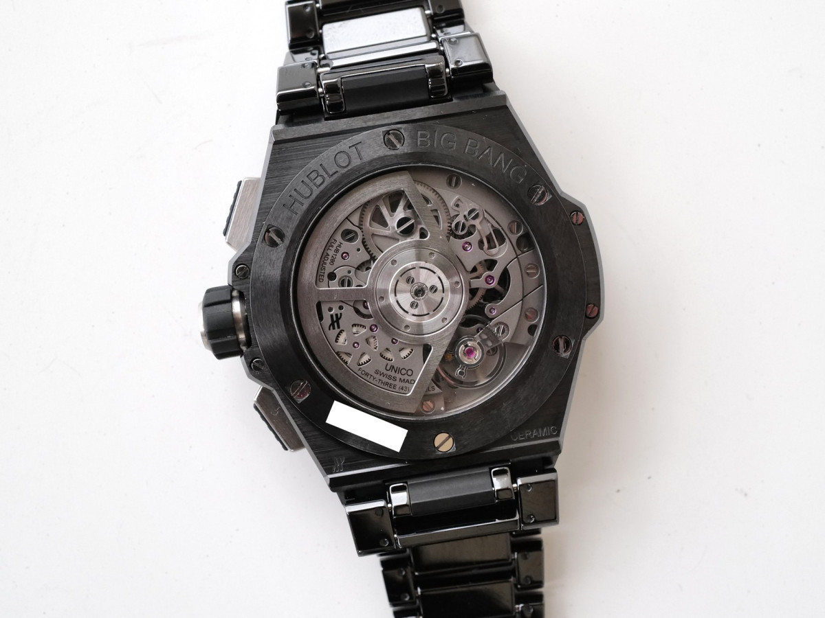 Швейцарський годинник Hublot Big Bang Integrated Black Magic 42
