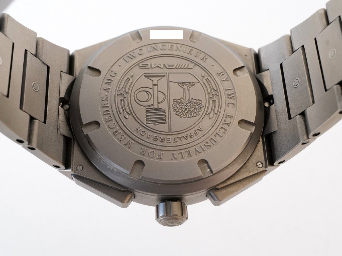 Швейцарський годинник IWC Ingenieur Chronograph AMG 42