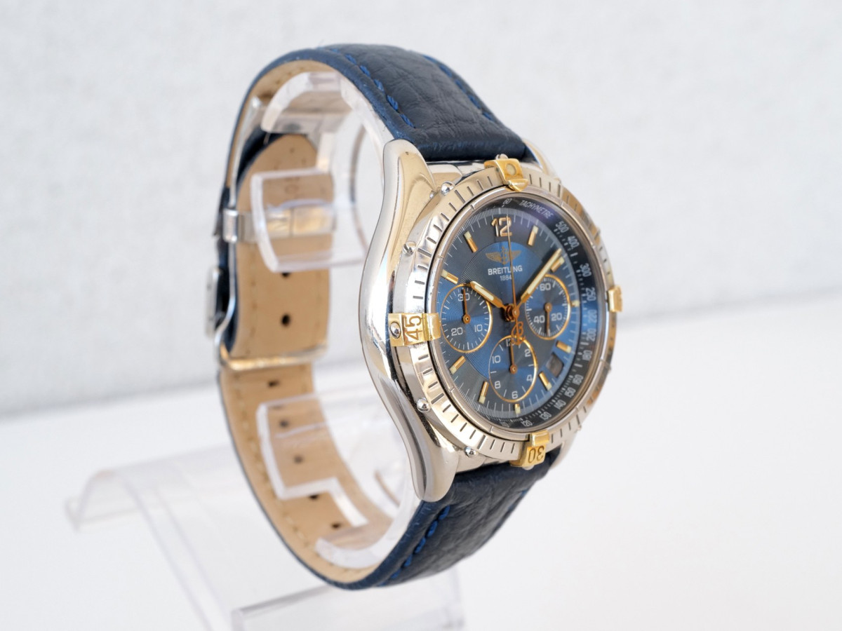 Швейцарський годинник Breitling Chrono Cockpit 37