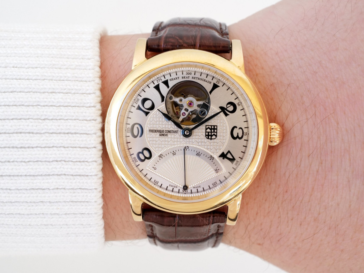 Швейцарський годинник Frederique Constant Heart Beat Retrograde Limited Edition 18K Yellow Gold 39