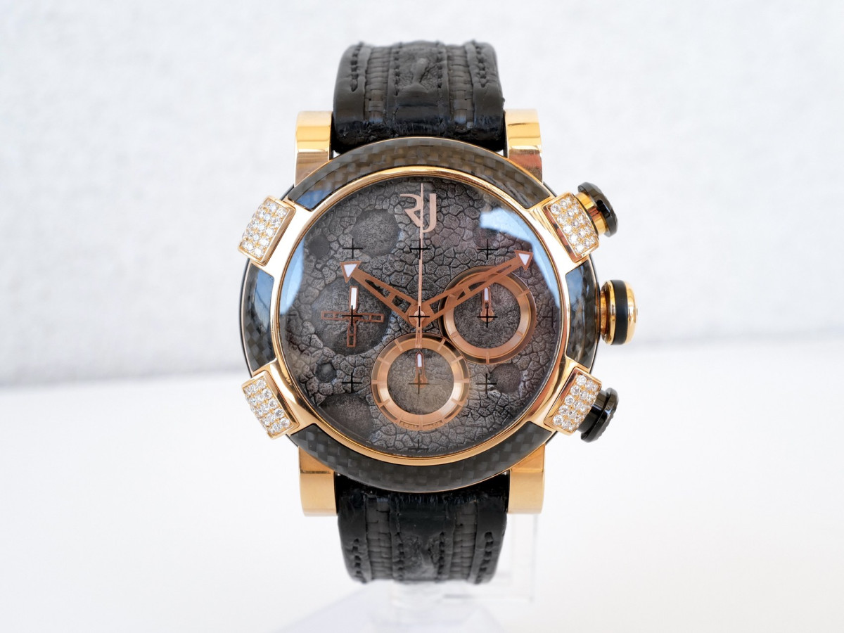 Швейцарские часы Romain Jerome Moon Dust DNA Chronograph 18K Rose Gold Diamonds Lunar Grey Dial Carbon Bezel 46
