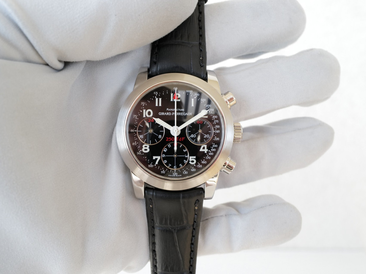 Швейцарський годинник Girard-Perregaux Ferrari 250 GT TdF Chronograph 40