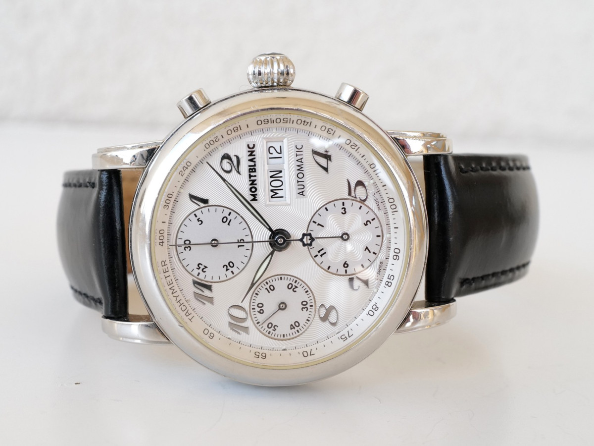 Швейцарские часы Montblanc Star XL Chronograph Automatic 38
