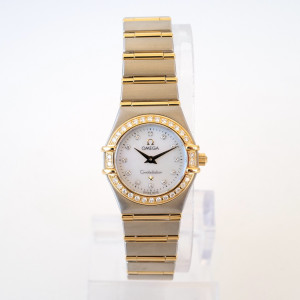 Швейцарские часы Omega Constellation Quartz Steel Yellow Gold MOP Diamond Dial Bezel