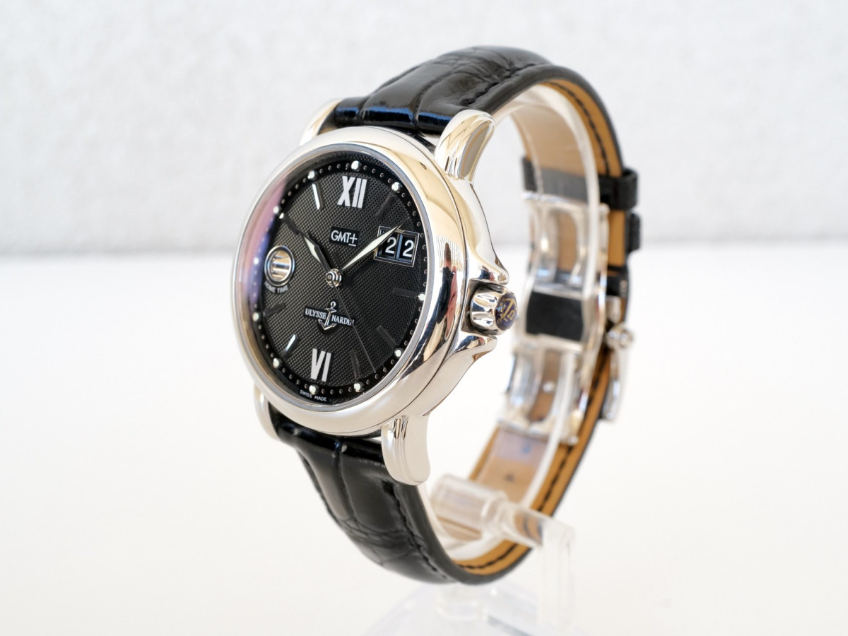 Швейцарские часы Ulysse Nardin San Marco Big Date GMT 40