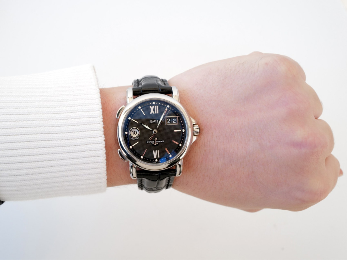 Швейцарские часы Ulysse Nardin San Marco Big Date GMT 40