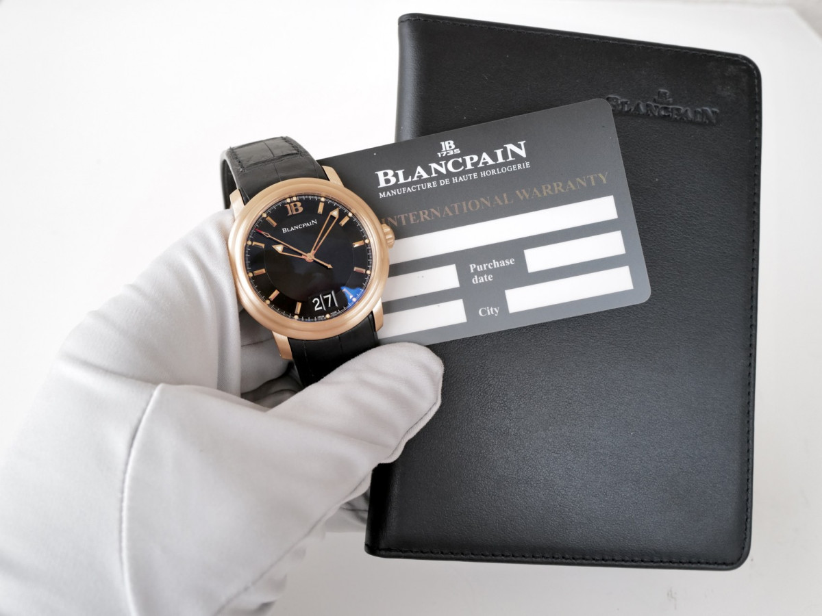 Швейцарские часы Blancpain Leman Ultra-Slim Grande Date Limited Edition 18K Rose Gold 40