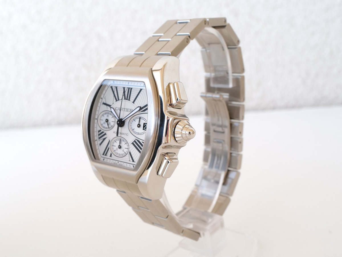Швейцарський годинник Cartier Roadster XL Chronograph