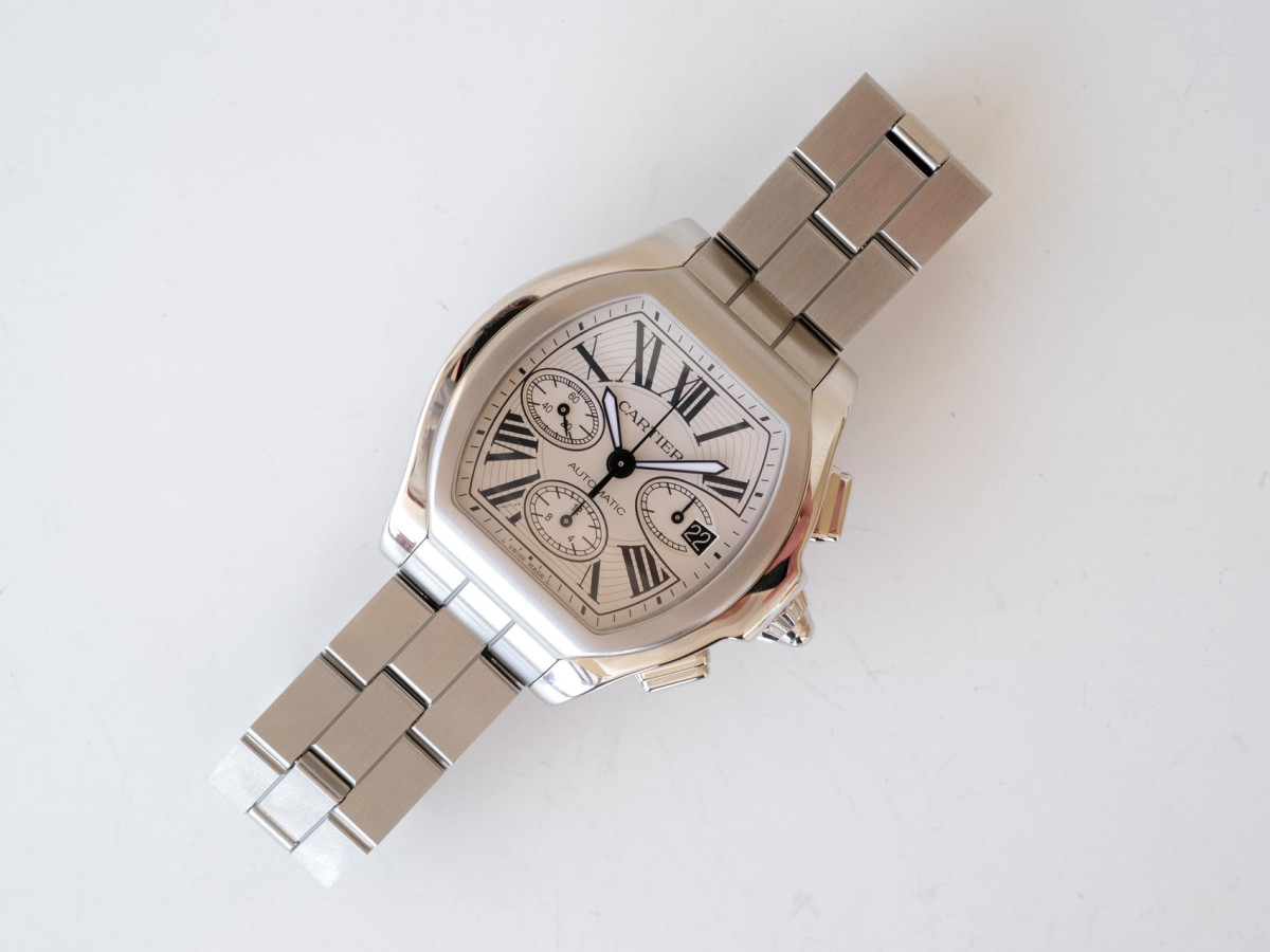 Швейцарський годинник Cartier Roadster XL Chronograph