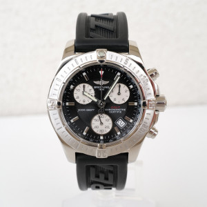 Швейцарський годинник Breitling Colt II Quartz Chronograph 41