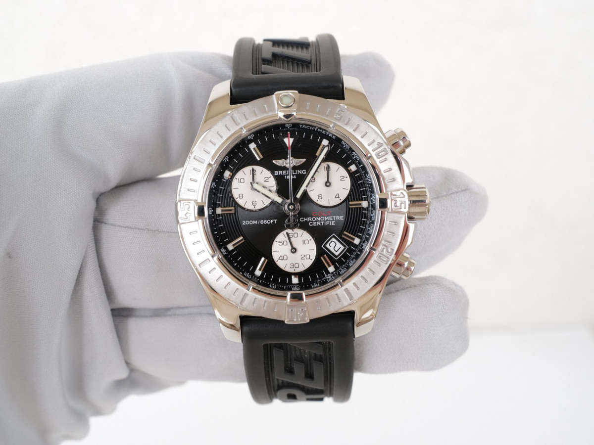 Швейцарський годинник Breitling Colt II Quartz Chronograph 41