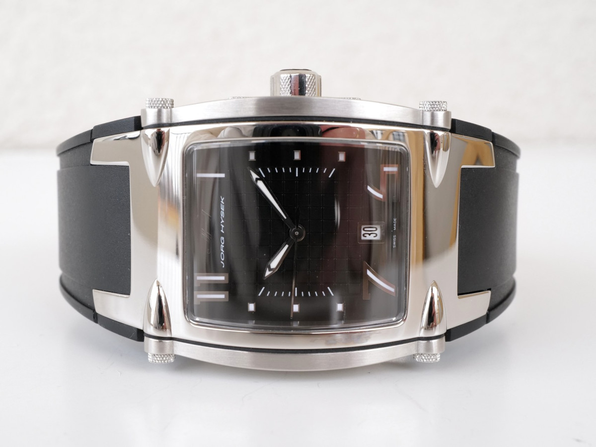 Швейцарський годинник Jorg Hysek V-King Date