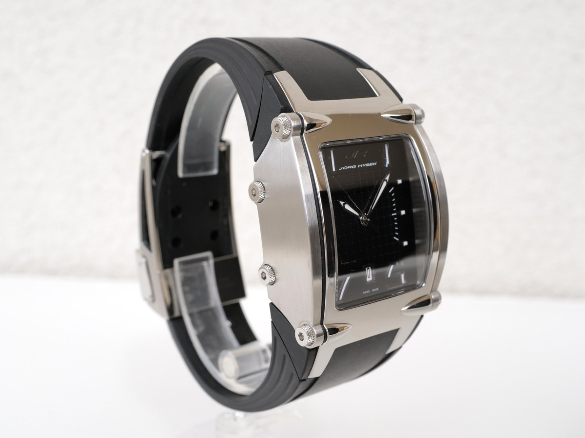 Швейцарський годинник Jorg Hysek V-King Date
