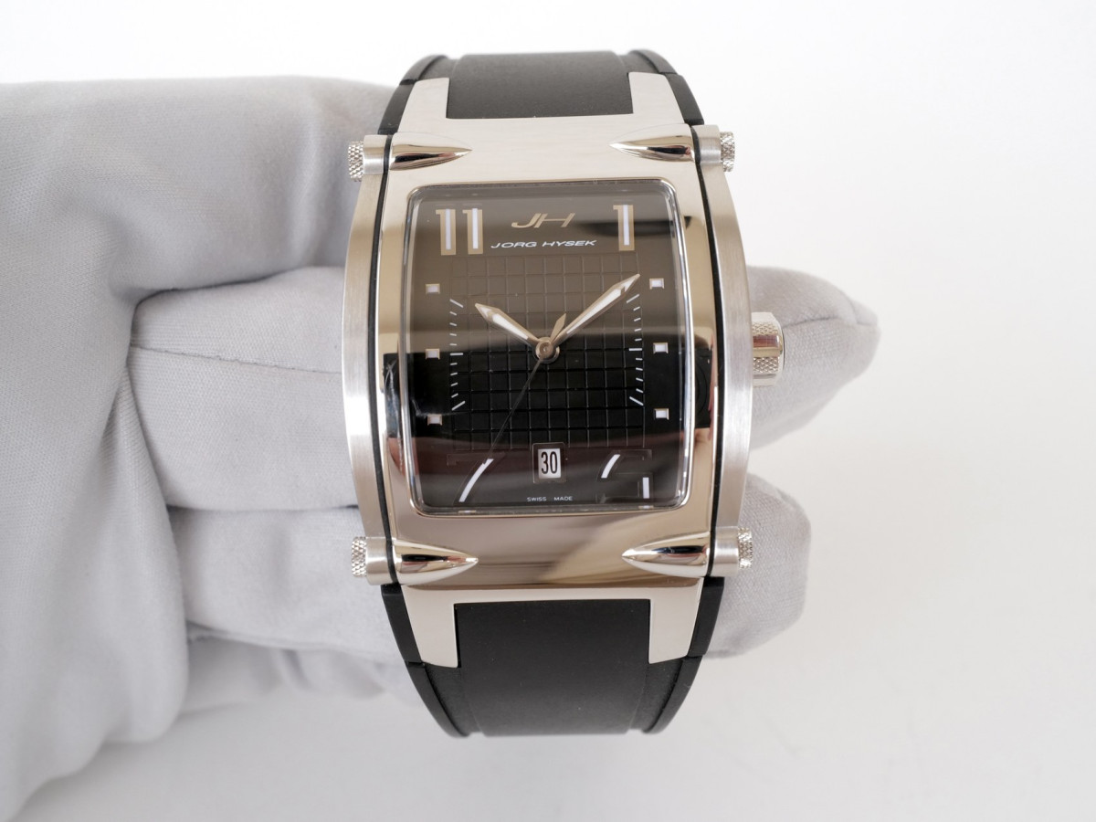 Швейцарський годинник Jorg Hysek V-King Date