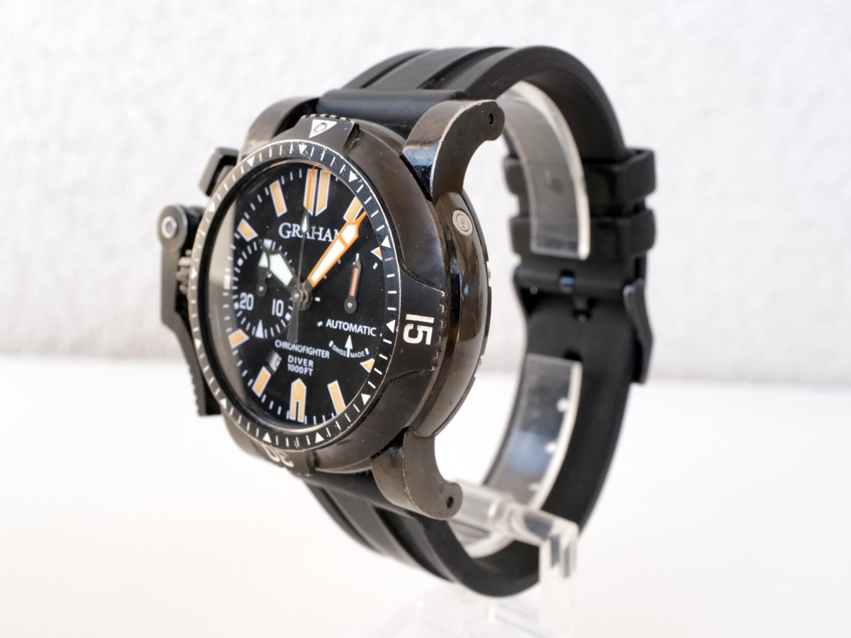Швейцарские часы Graham Chronofighter Oversize Diver 47