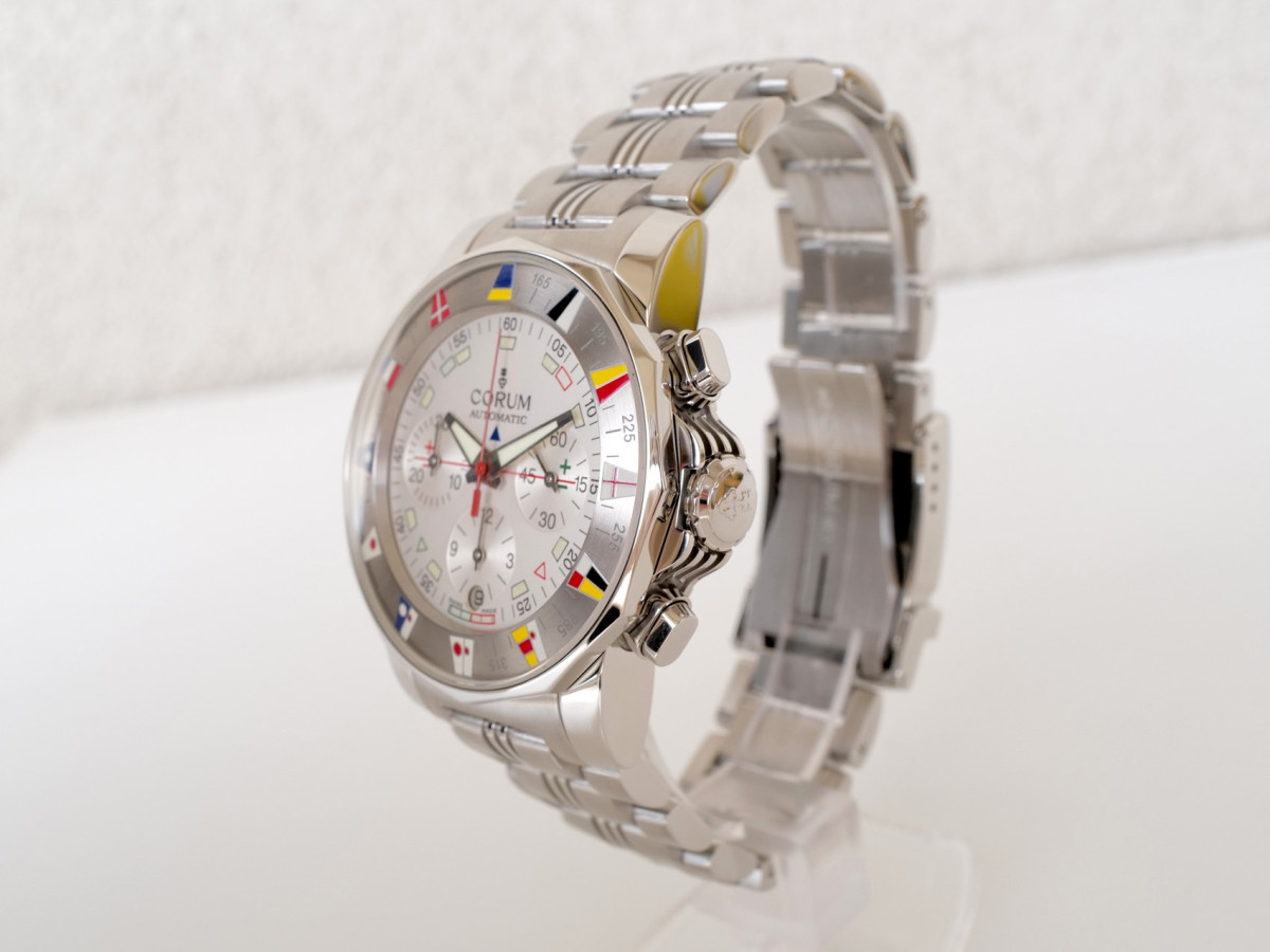 Швейцарський годинник Corum Admirals Cup Chronograph 44