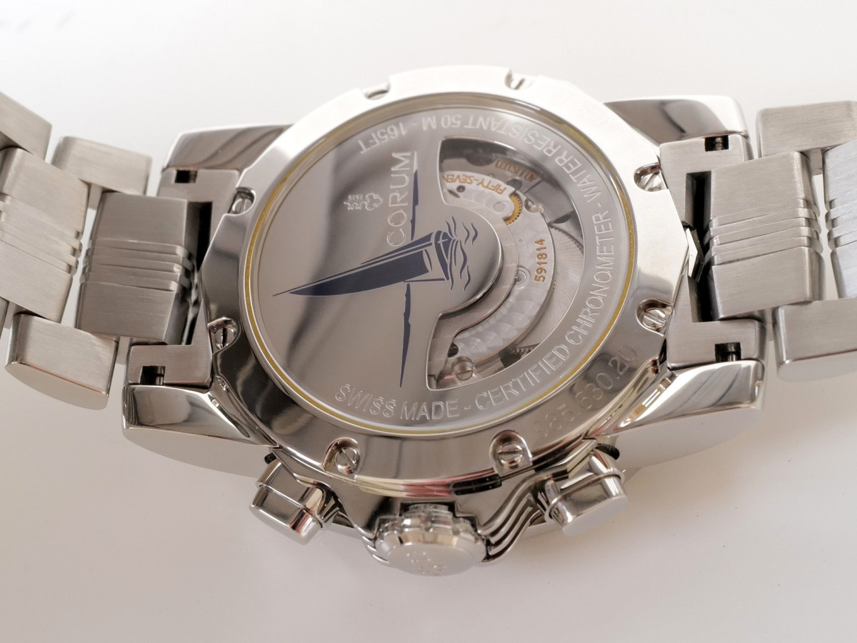 Швейцарський годинник Corum Admirals Cup Chronograph 44