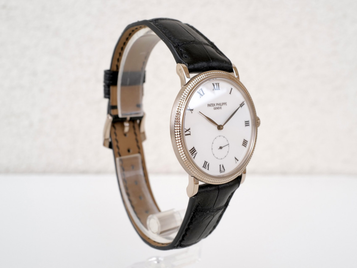 Швейцарские часы Patek Philippe Calatrava 18K White Gold Manual Wind 34