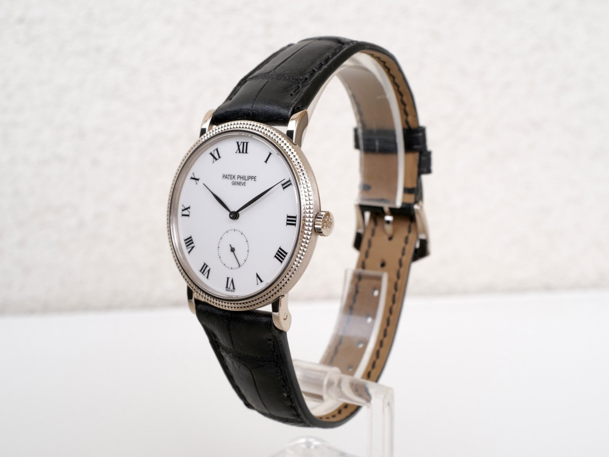 Швейцарские часы Patek Philippe Calatrava 18K White Gold Manual Wind 34