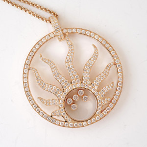 Швейцарские часы Chopard Happy Diamonds Sun Pendant 4ct
