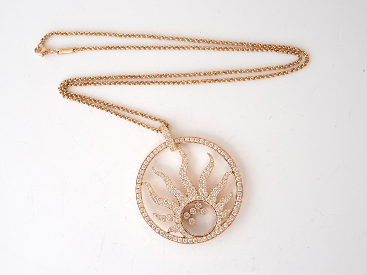 Швейцарские часы Chopard Happy Diamonds Sun Pendant 4ct