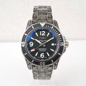 Швейцарський годинник Breitling Superocean 44 Automatic Handmade Engraving