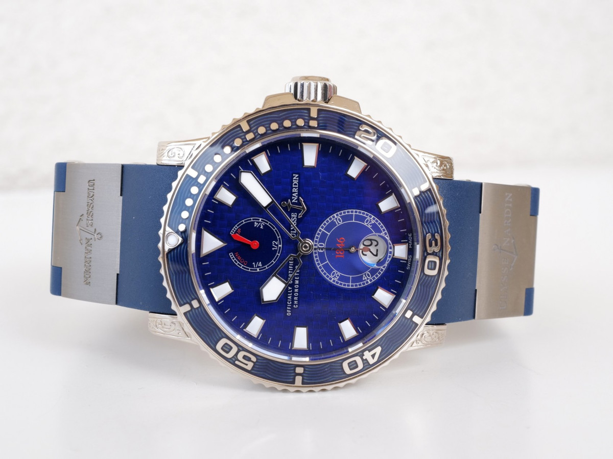 Swiss watch Ulysse Nardin Maxi Marine Diver 18K White Gold Limited Edition 43